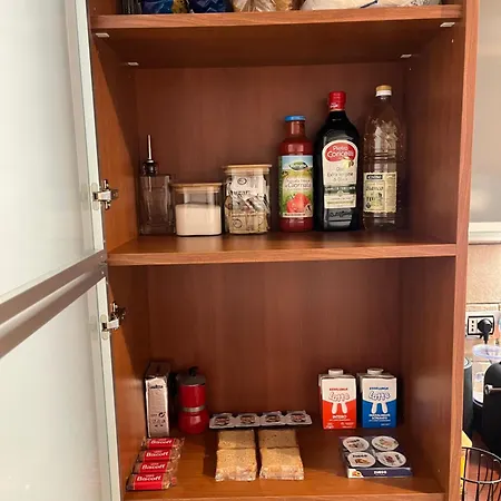 Silvia & Valentina's קומו