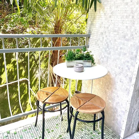 Silvia & Valentina's Appartement