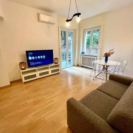 Silvia & Valentina's Appartement