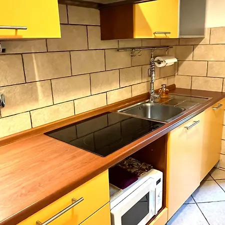 Silvia & Valentina's